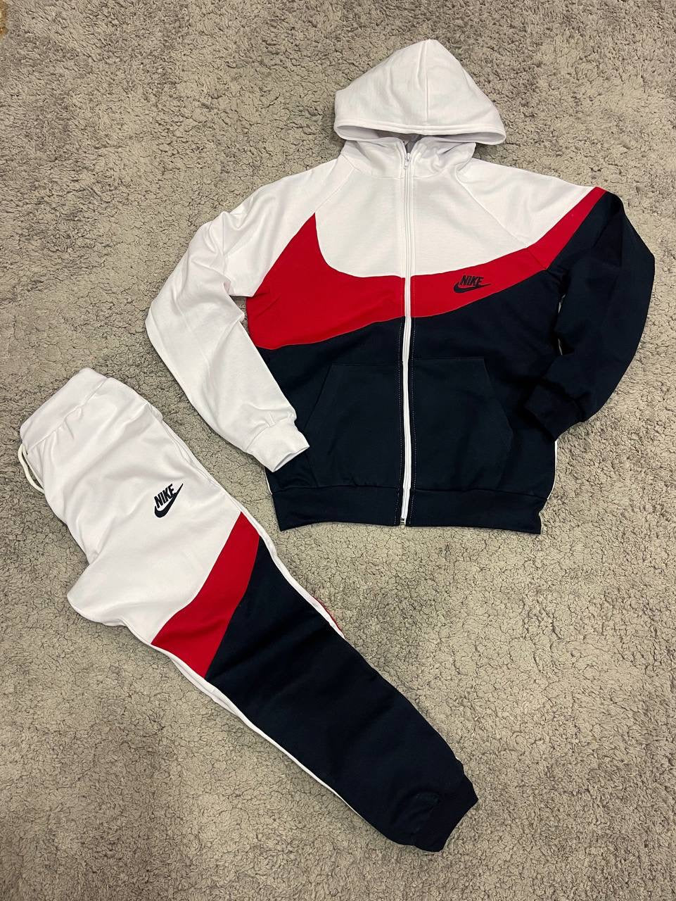 Chándal Nike “Nuevo” "Baja calidad"