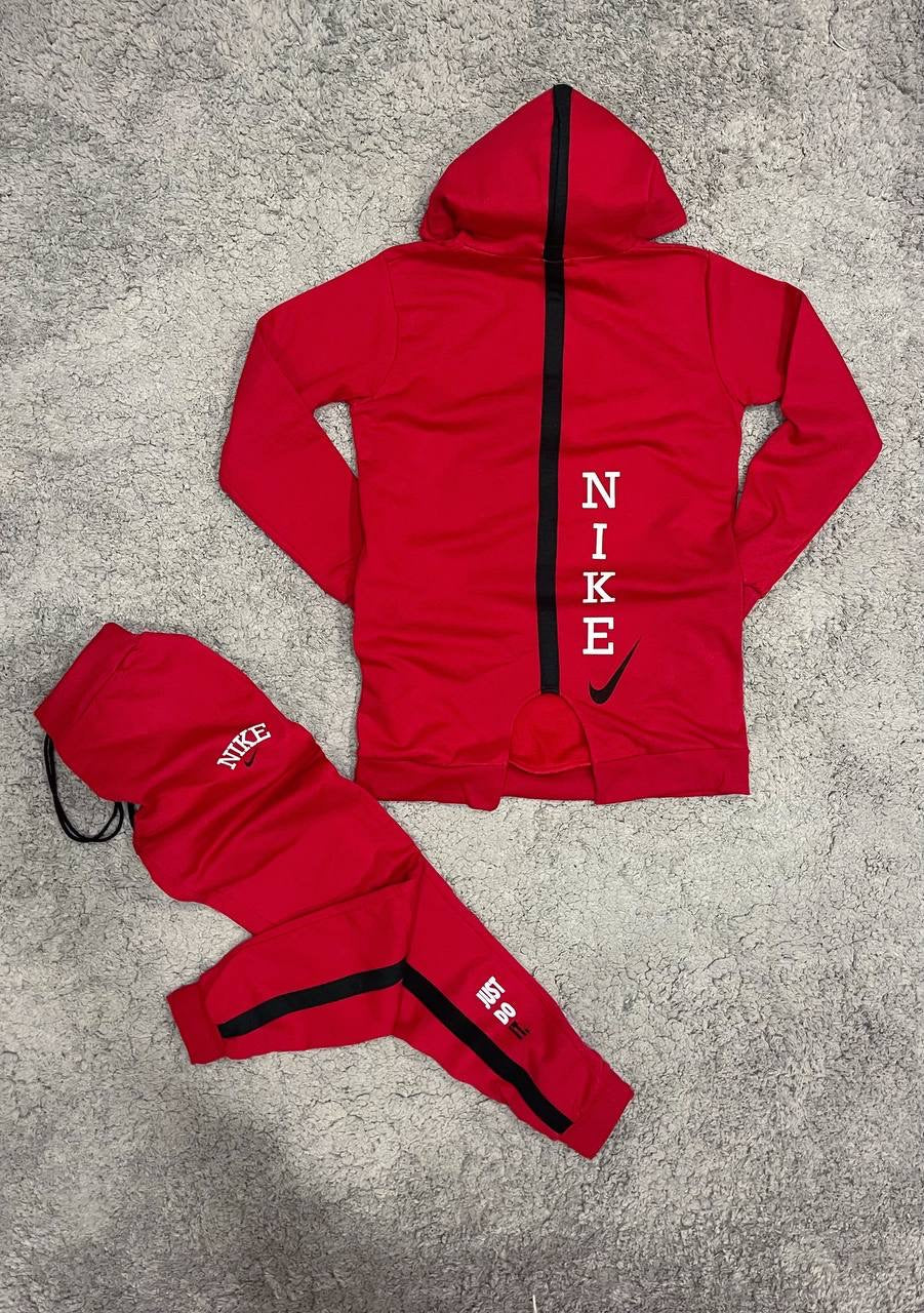 Chándal Nike “nuevo” "Baja calidad"